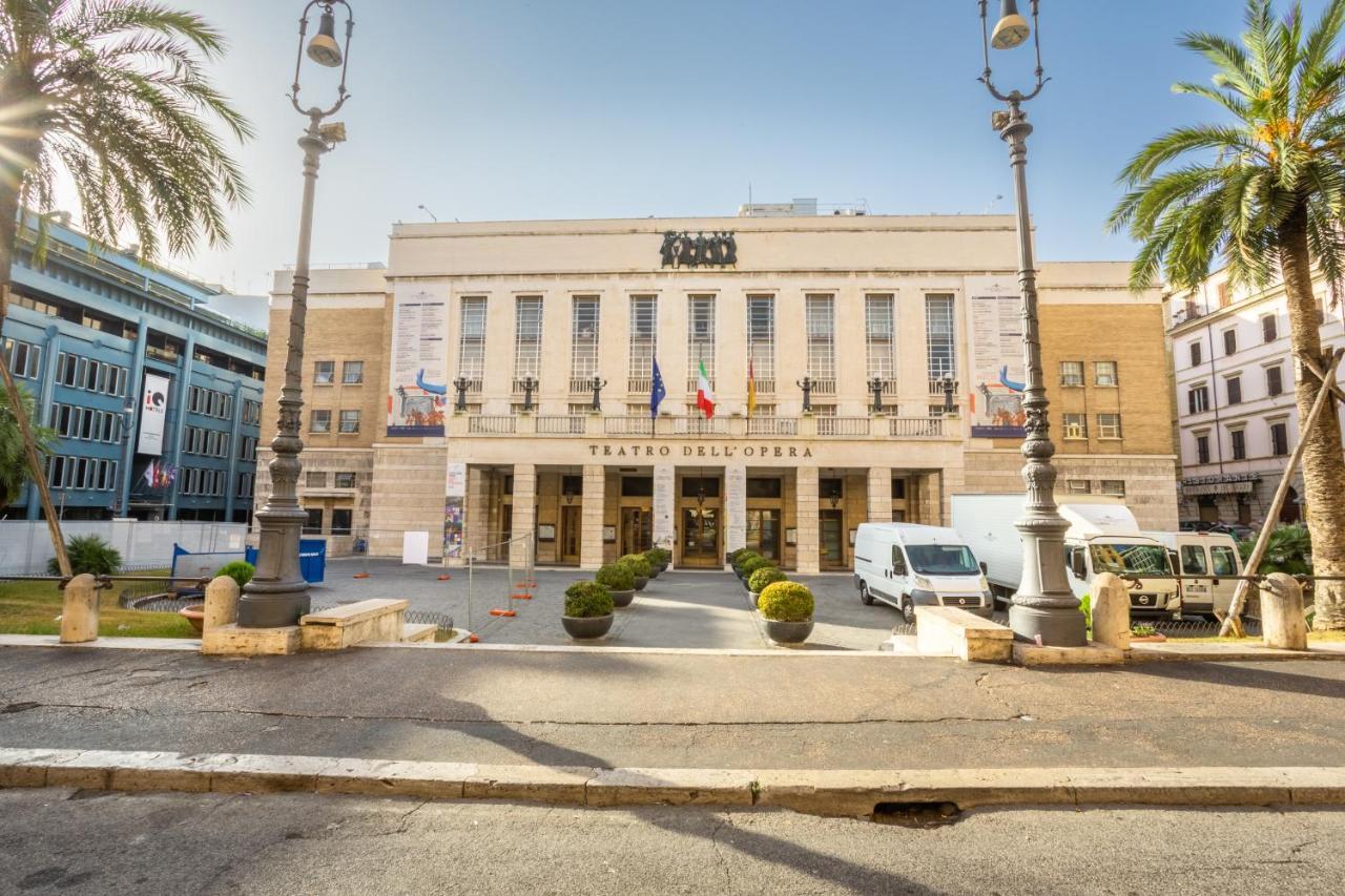 Luxury Inn Opera Rzym Zewnętrze zdjęcie
